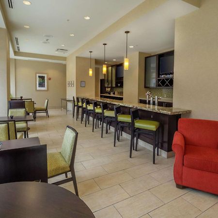 The Hilton Garden Inn Buffalo-Downtown Exterior foto