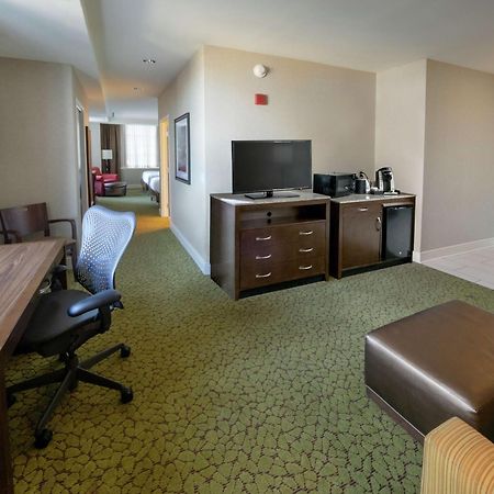 The Hilton Garden Inn Buffalo-Downtown Exterior foto