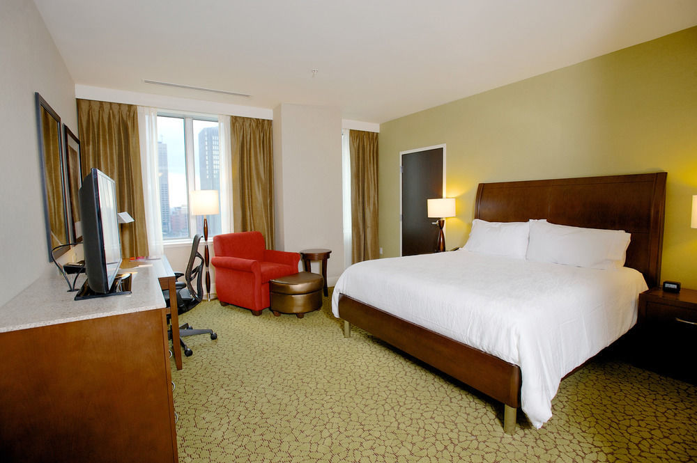 The Hilton Garden Inn Buffalo-Downtown Exterior foto