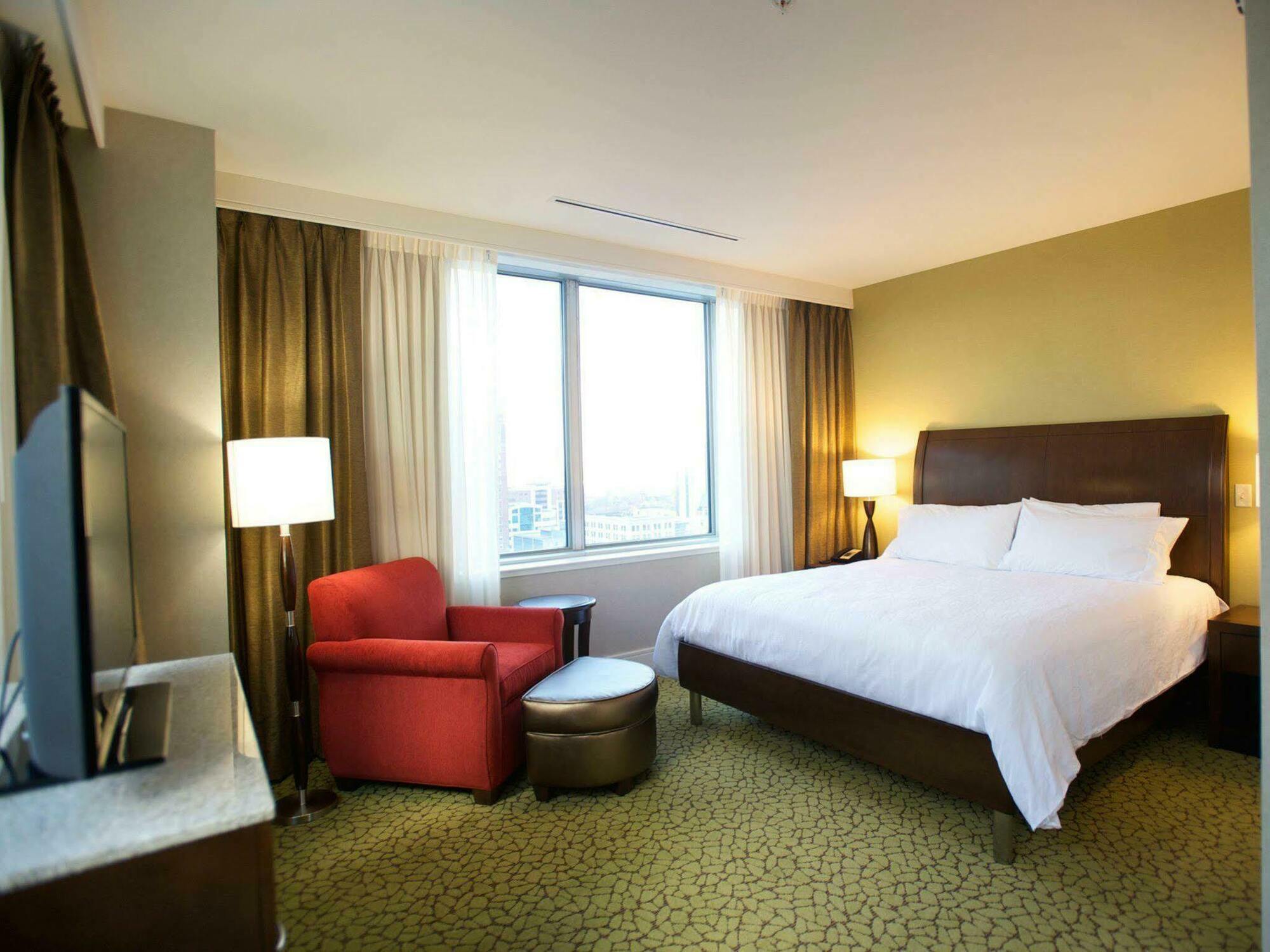 The Hilton Garden Inn Buffalo-Downtown Exterior foto