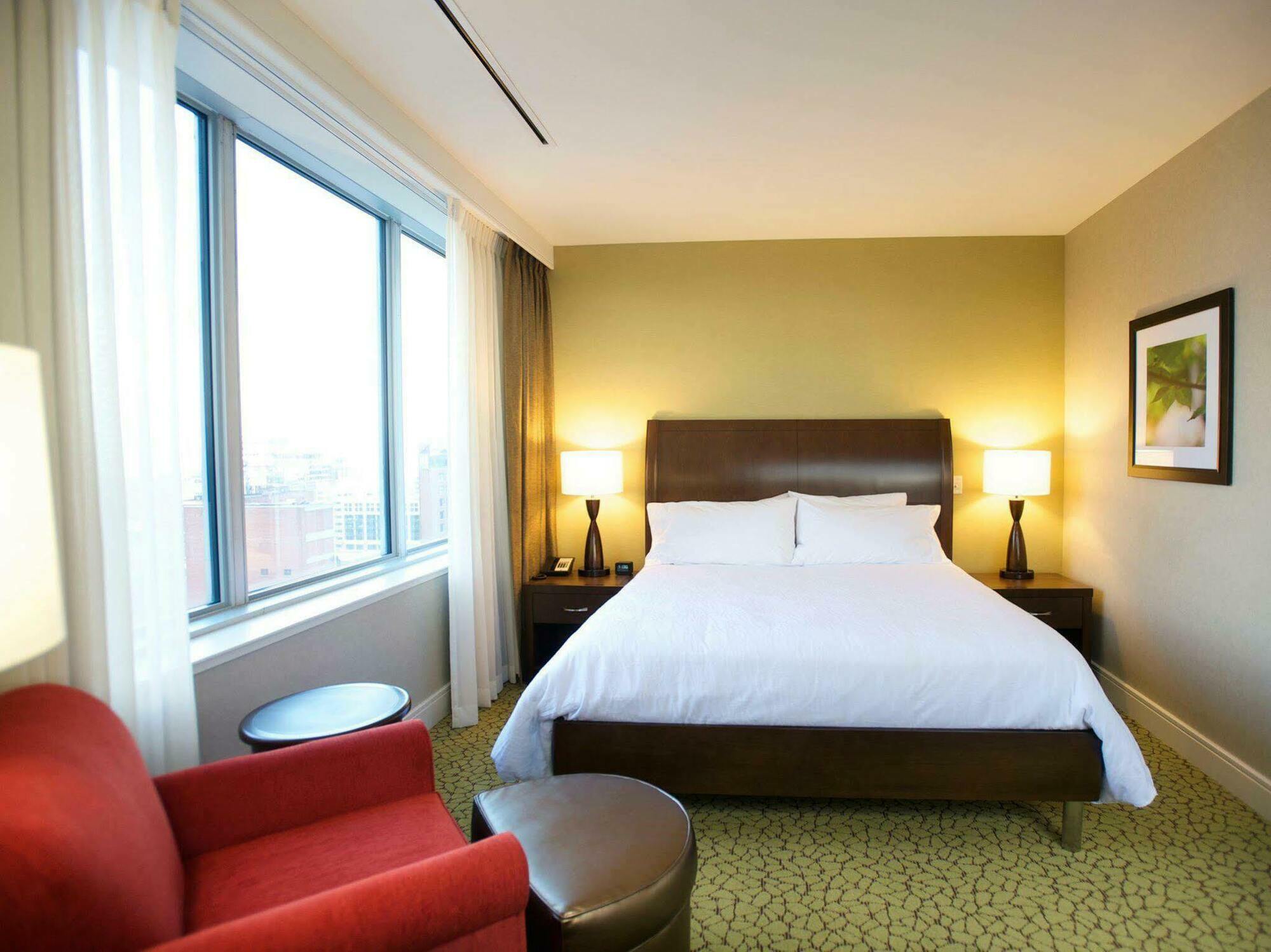 The Hilton Garden Inn Buffalo-Downtown Exterior foto